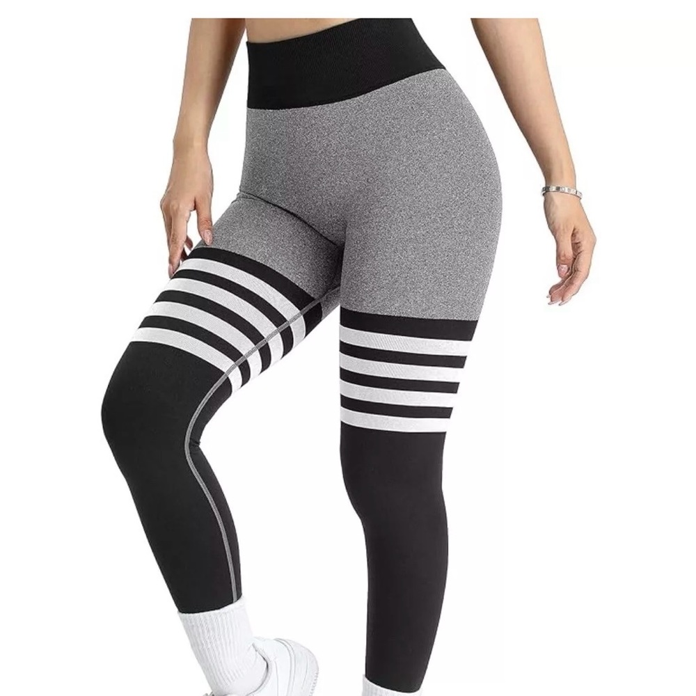NWT A Agroste Leggings Color Block Grey Black White Size Small Butt Lifting‎
